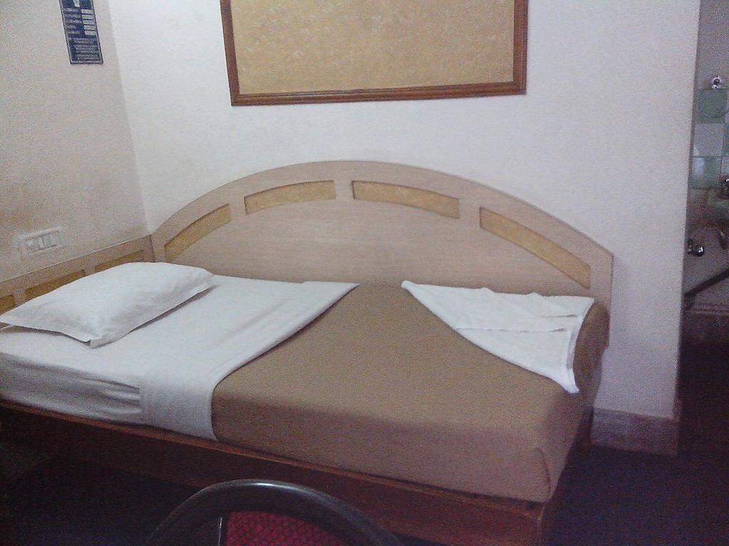 Hotel Mahalaxmi Indo Myanmar Guwahati Quarto foto